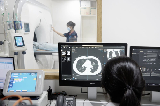 Slider image (4) Kwang Dong Hospital